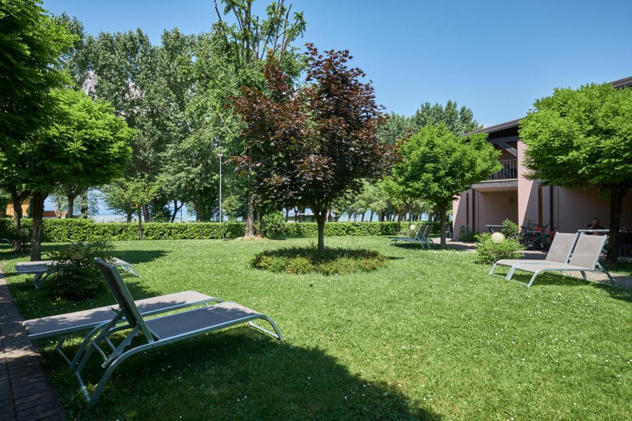 Villaggio Turistico Lugana Marina Σιρμιόνε Εξωτερικό φωτογραφία